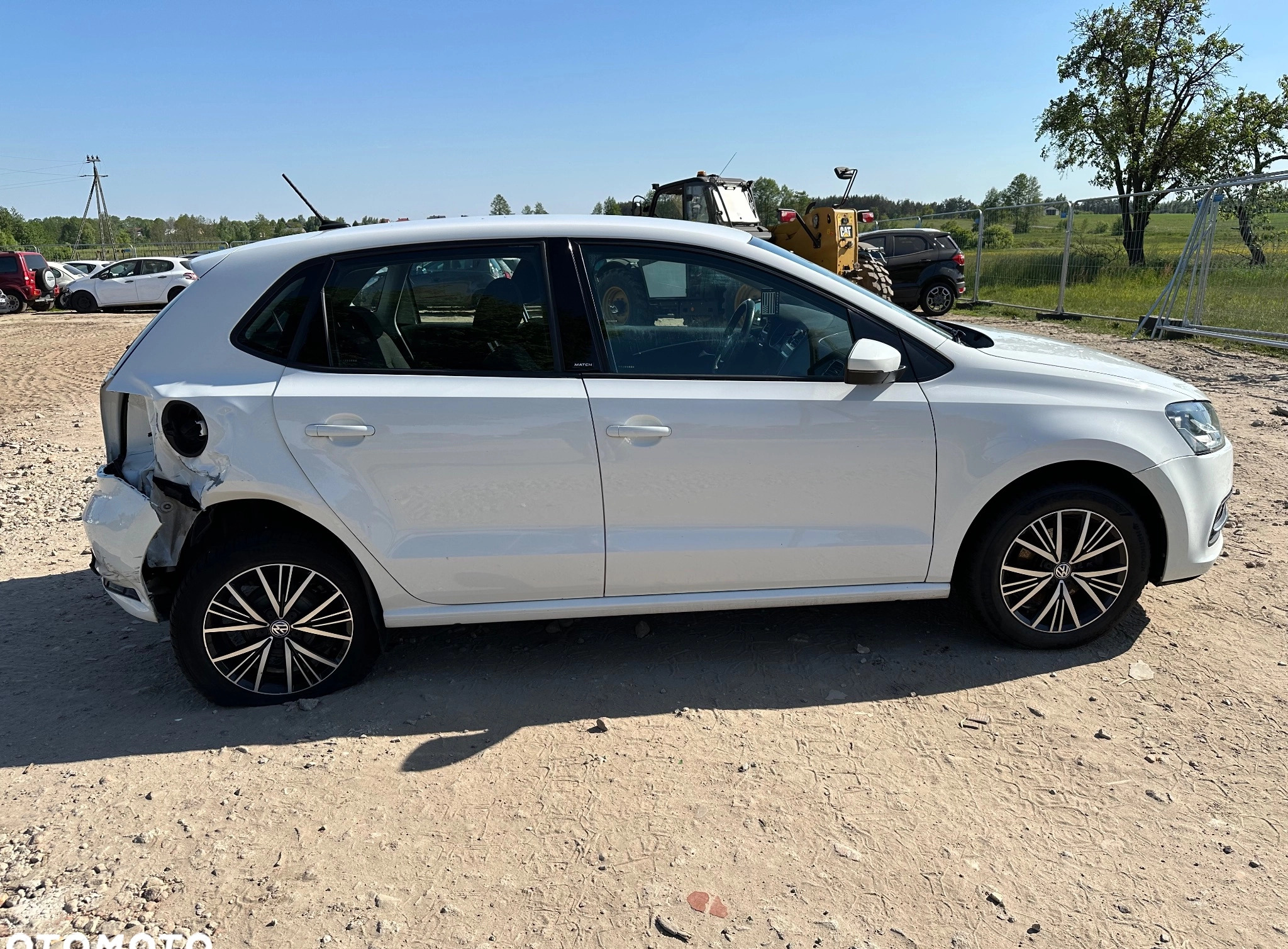 Volkswagen Polo cena 21000 przebieg: 101813, rok produkcji 2017 z Pruszków małe 137